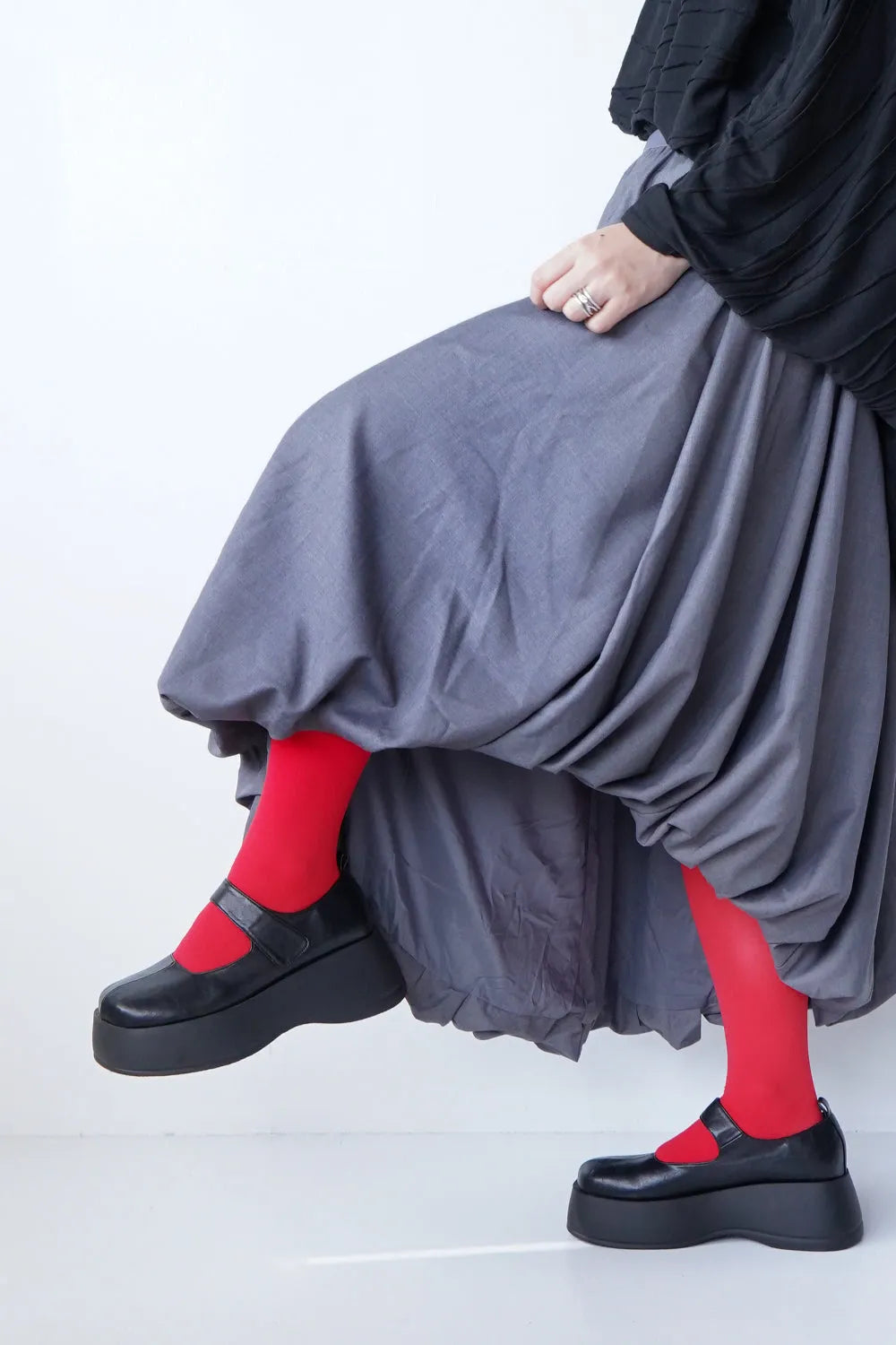 アシメヘムバルーンスカート