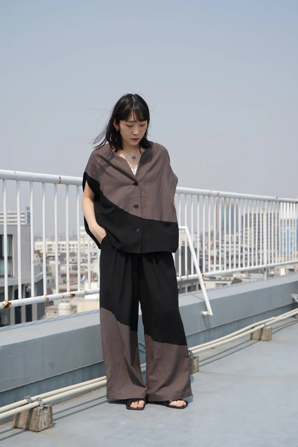 【LILA n' citta】リネンレーヨンバイカラーパンツ