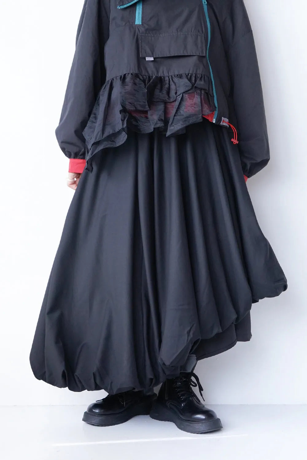 アシメヘムバルーンスカート