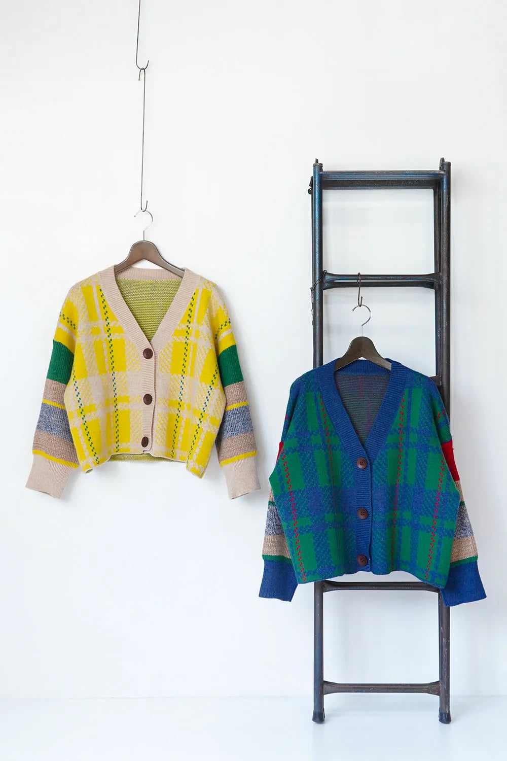 マルチチェックニットカーディガン