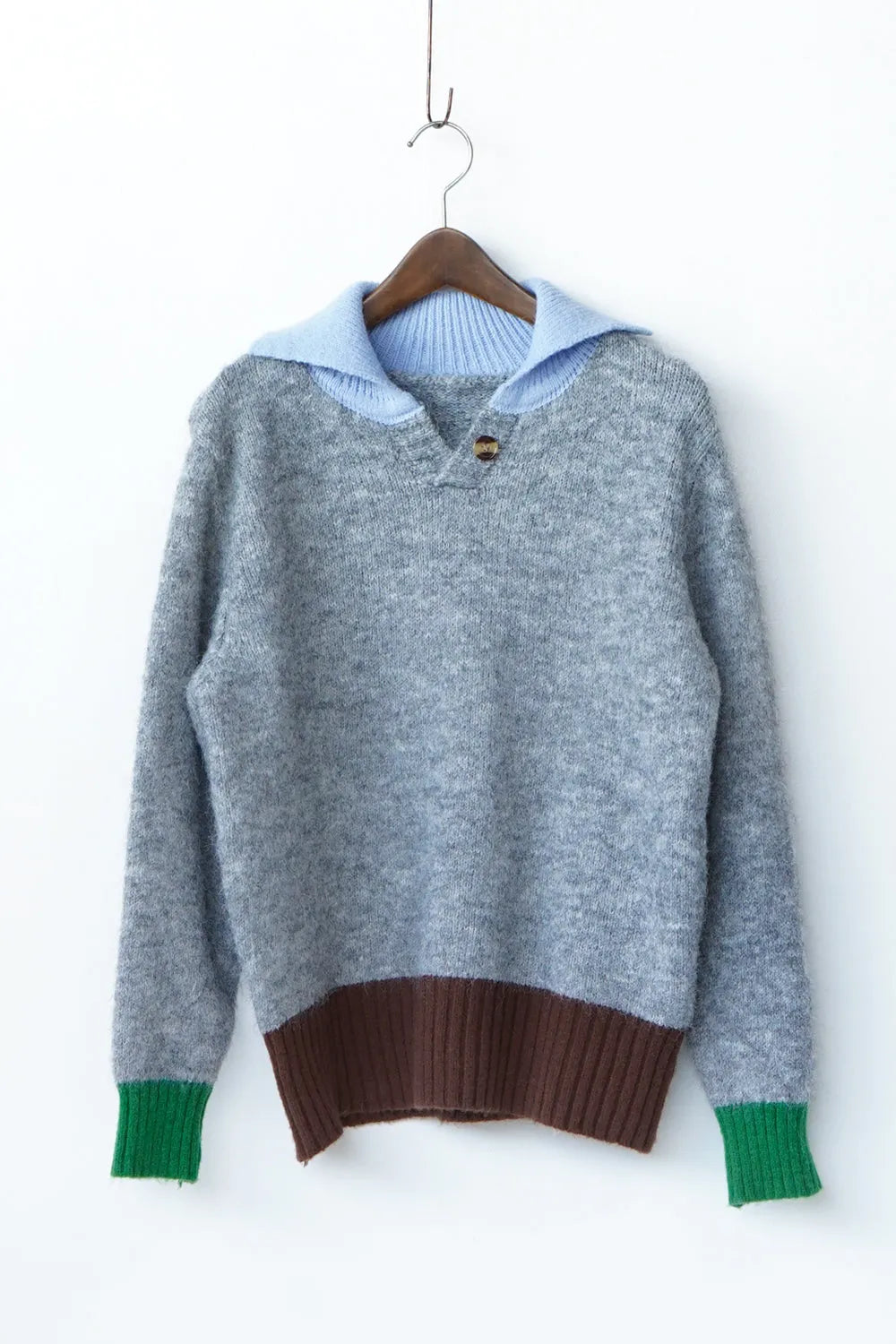 3配色衿付きニット