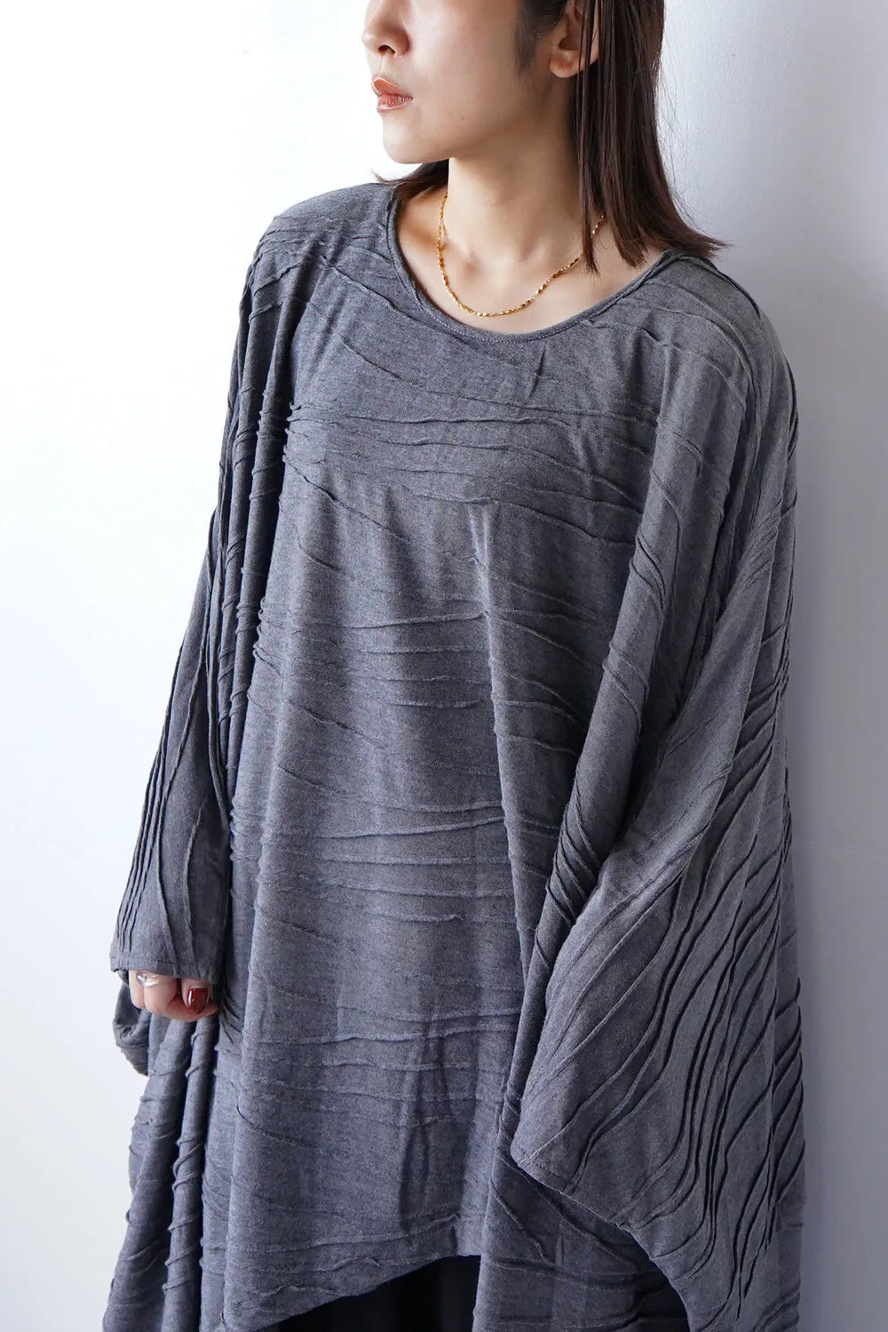 超ワイドアシメカットプルオーバー