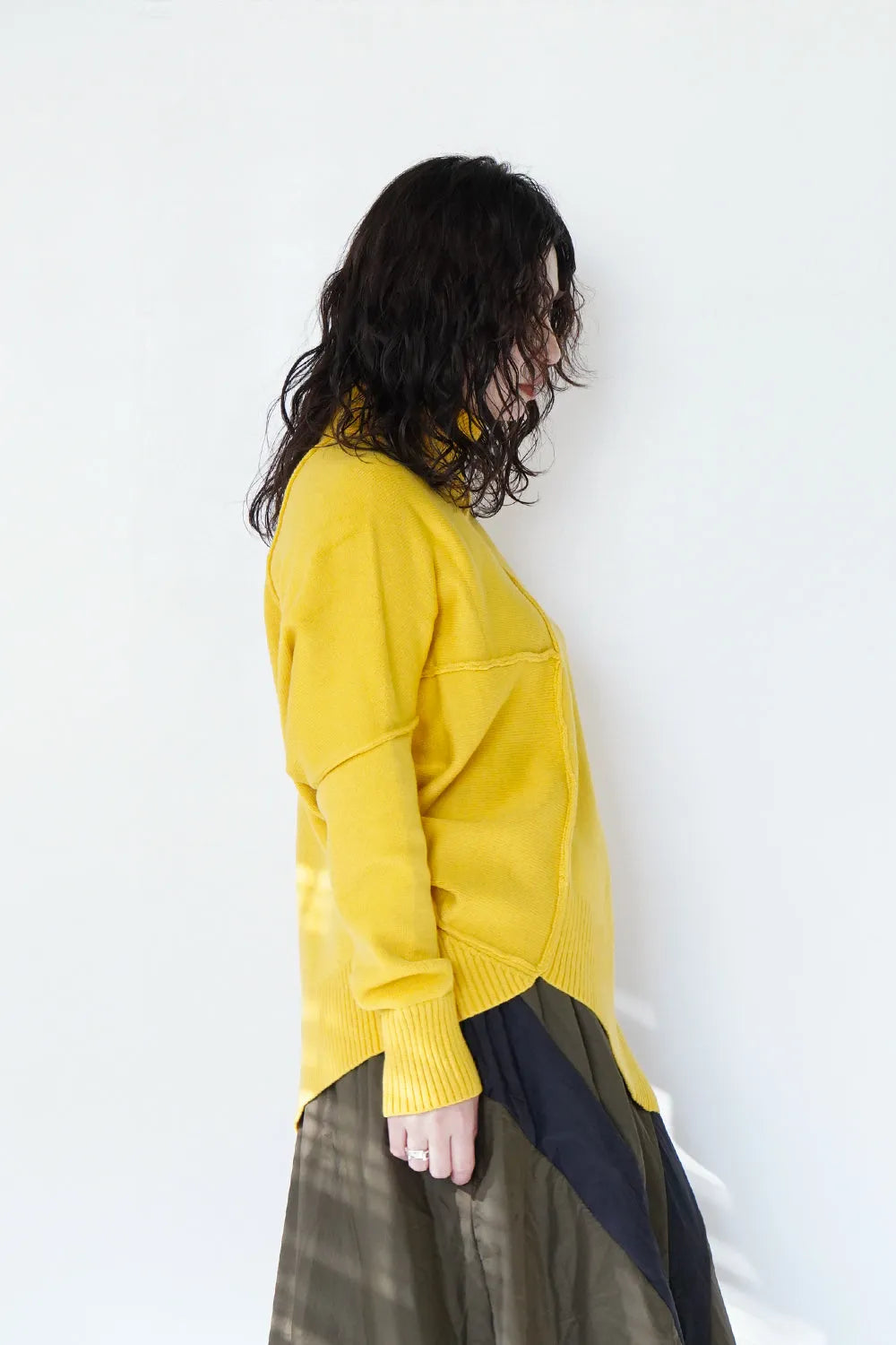 【MICALLE MICALLE】アンバランス変形タートルニット