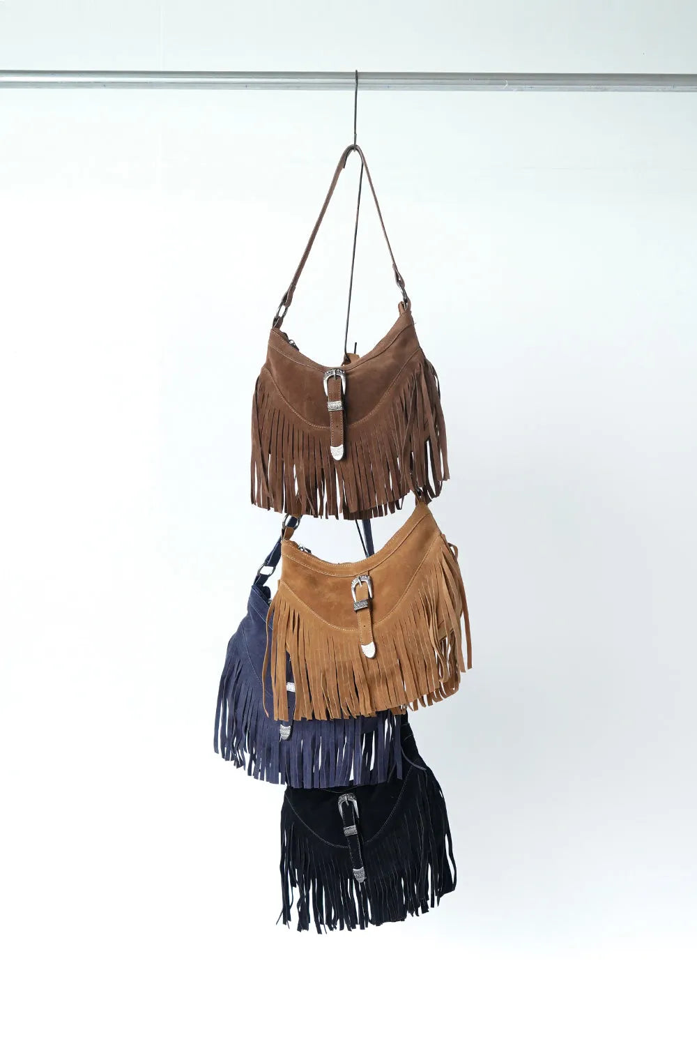 スエードタッセルフリンジバッグ
