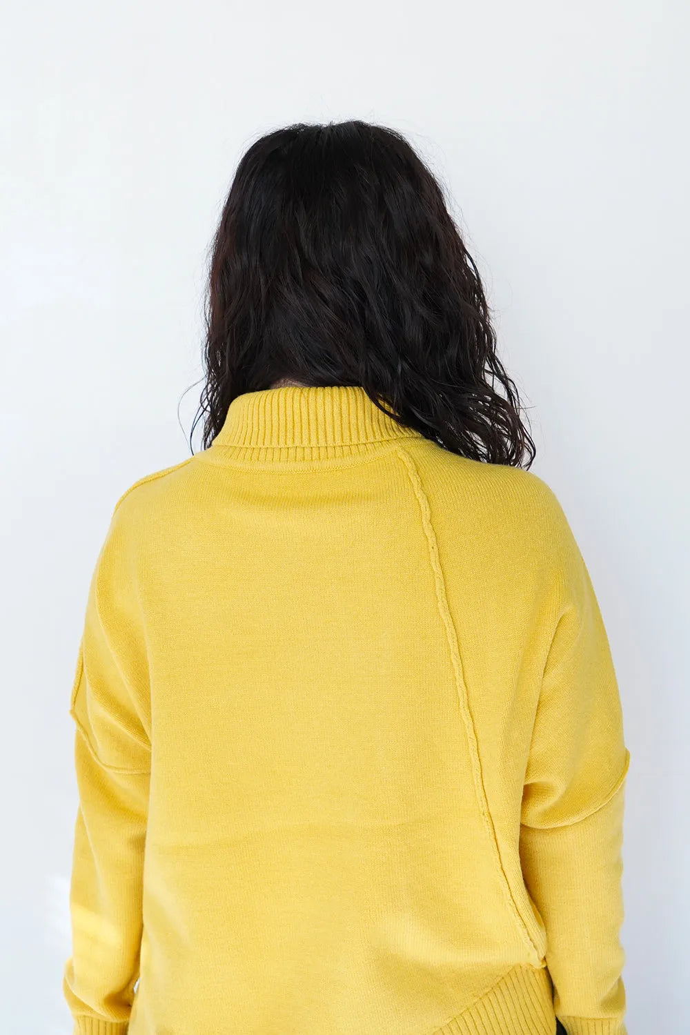 【MICALLE MICALLE】アンバランス変形タートルニット