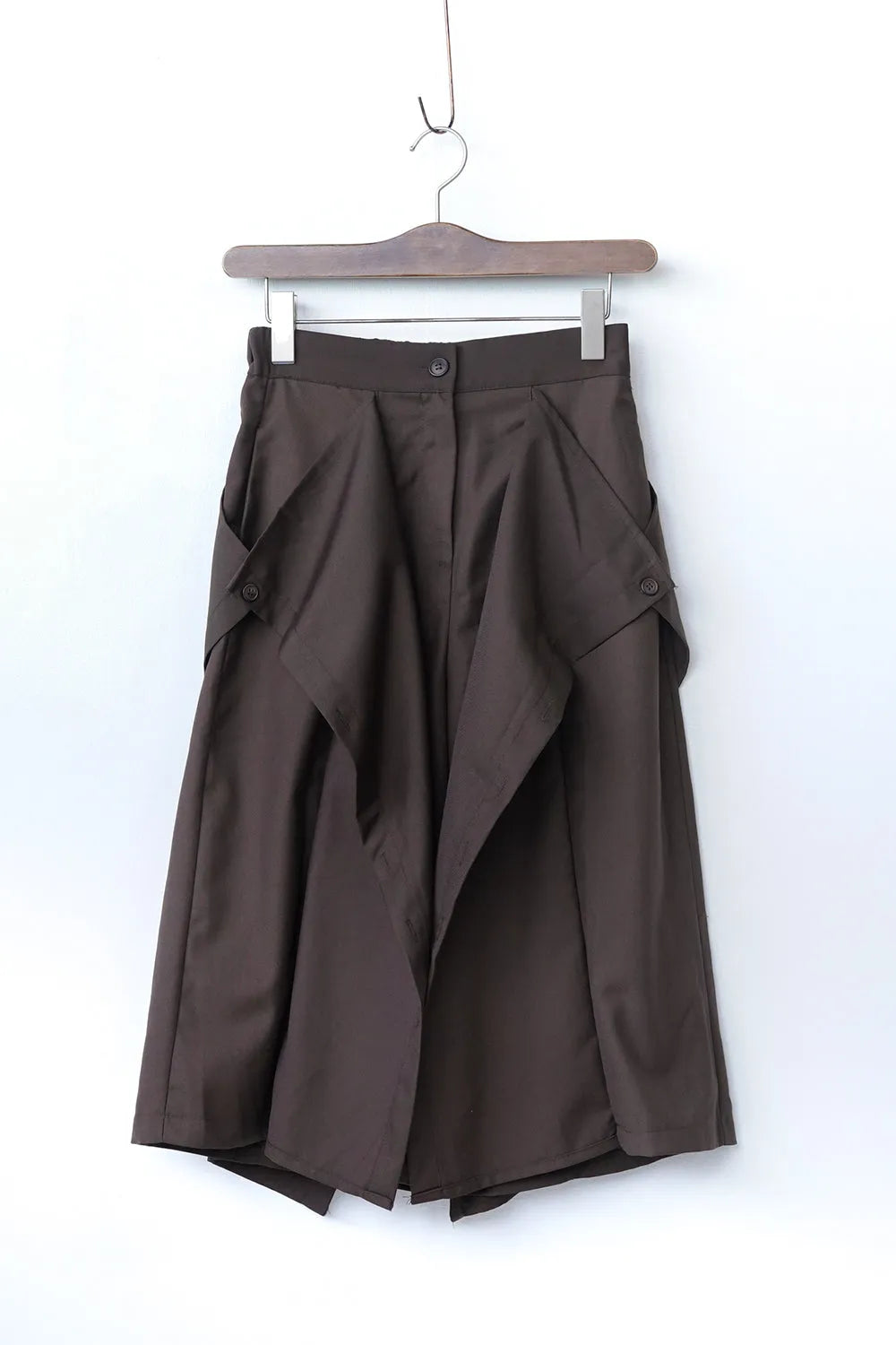 ボタンアレンジハーフワイドパンツ