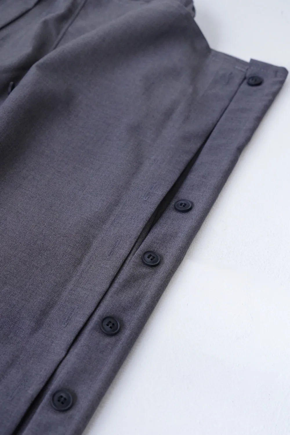 ボタンアレンジハーフワイドパンツ