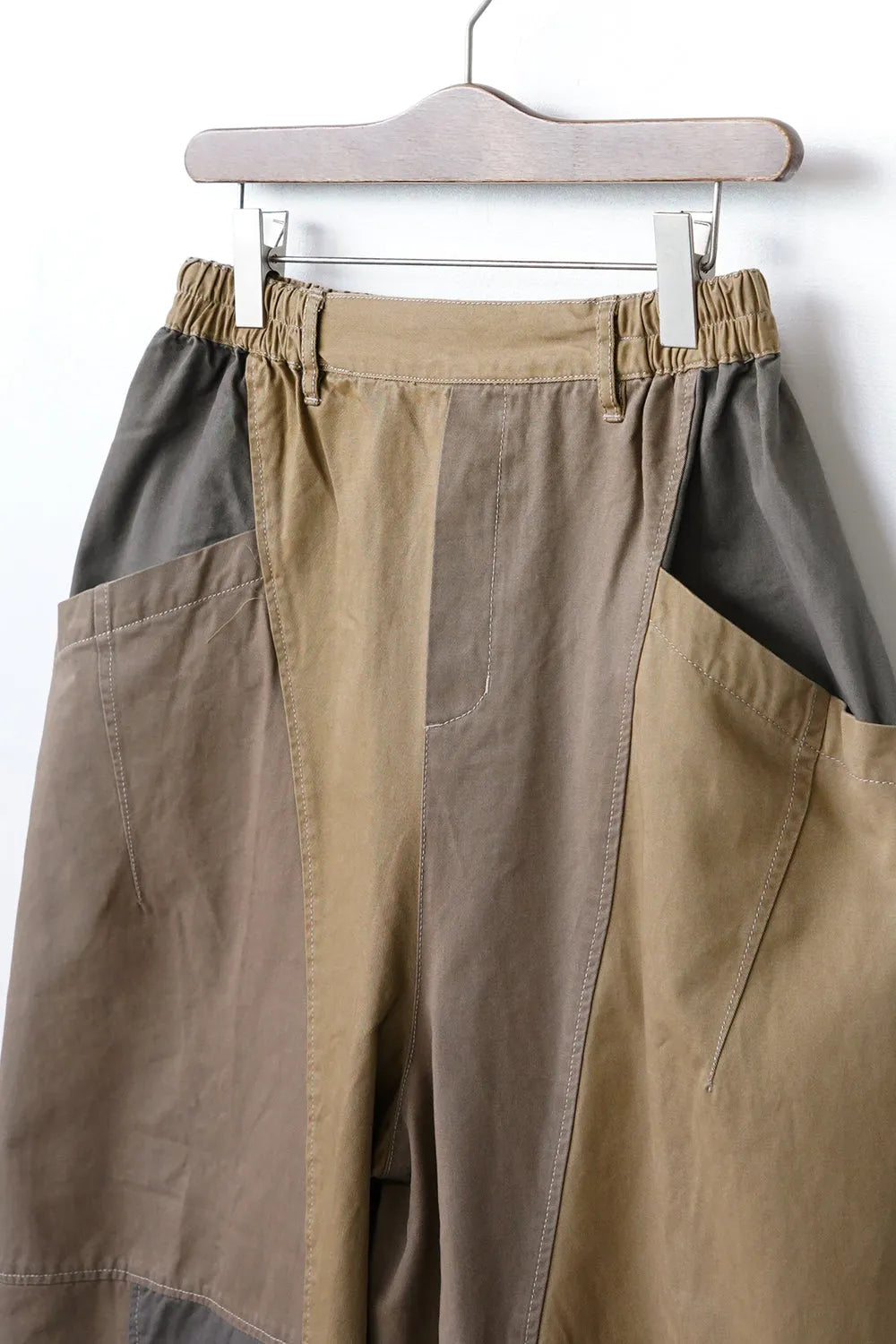 ツギハギナッツパンツ