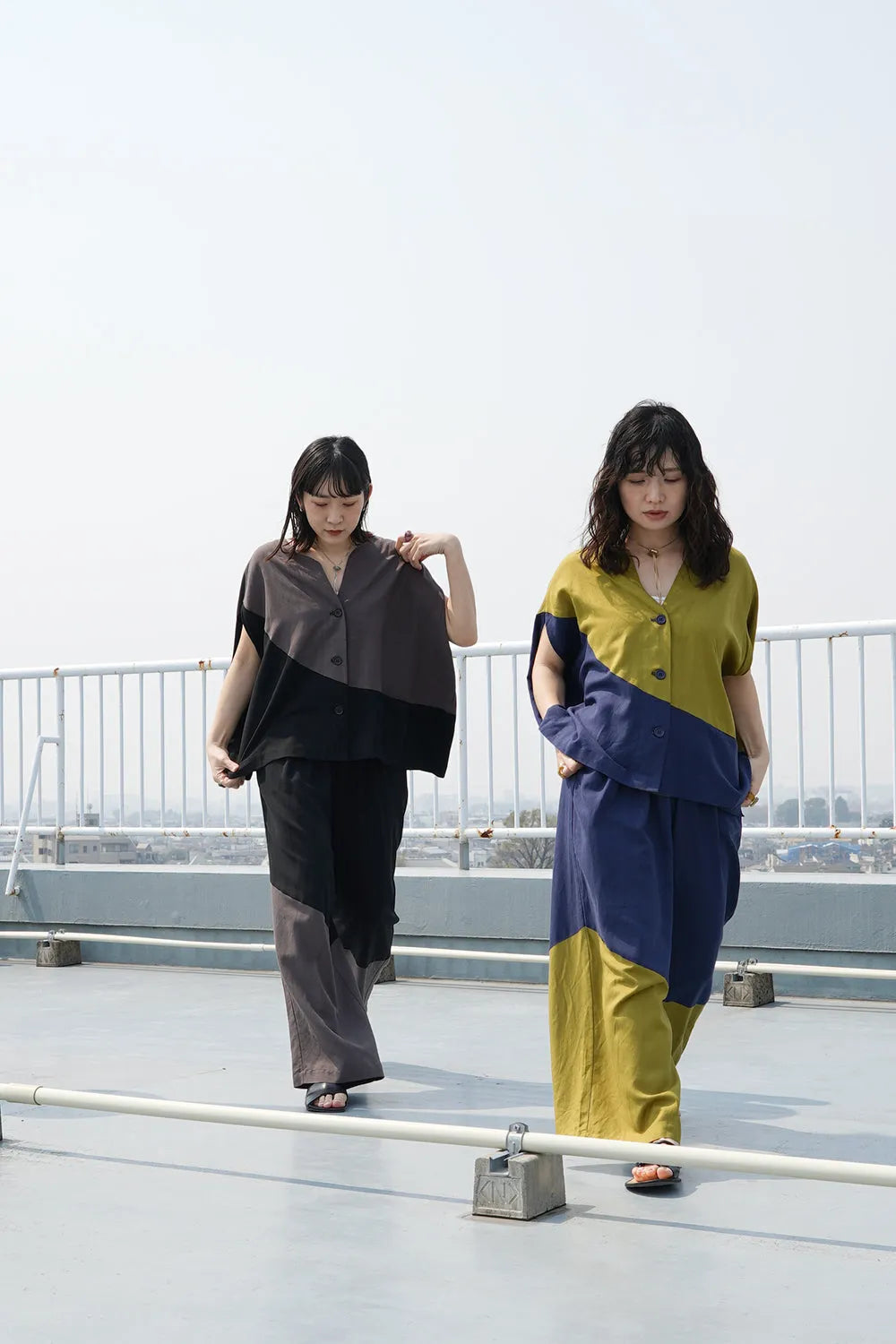 【LILA n' citta】リネンレーヨン丸形プルオーバー