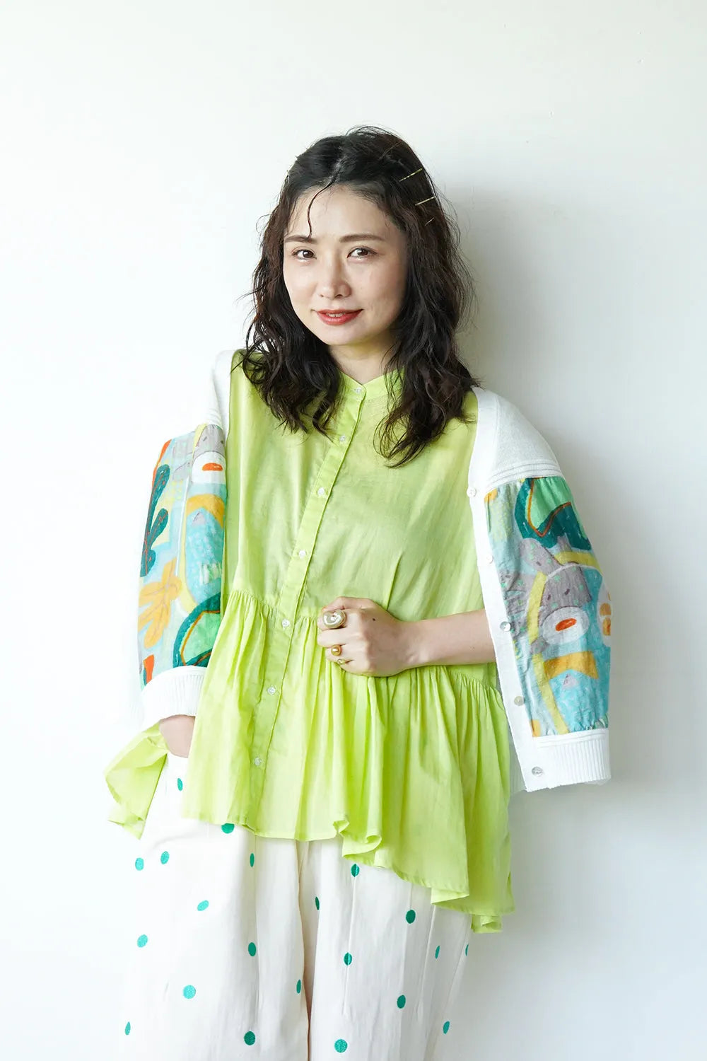 幾何学プリント切替カーデ