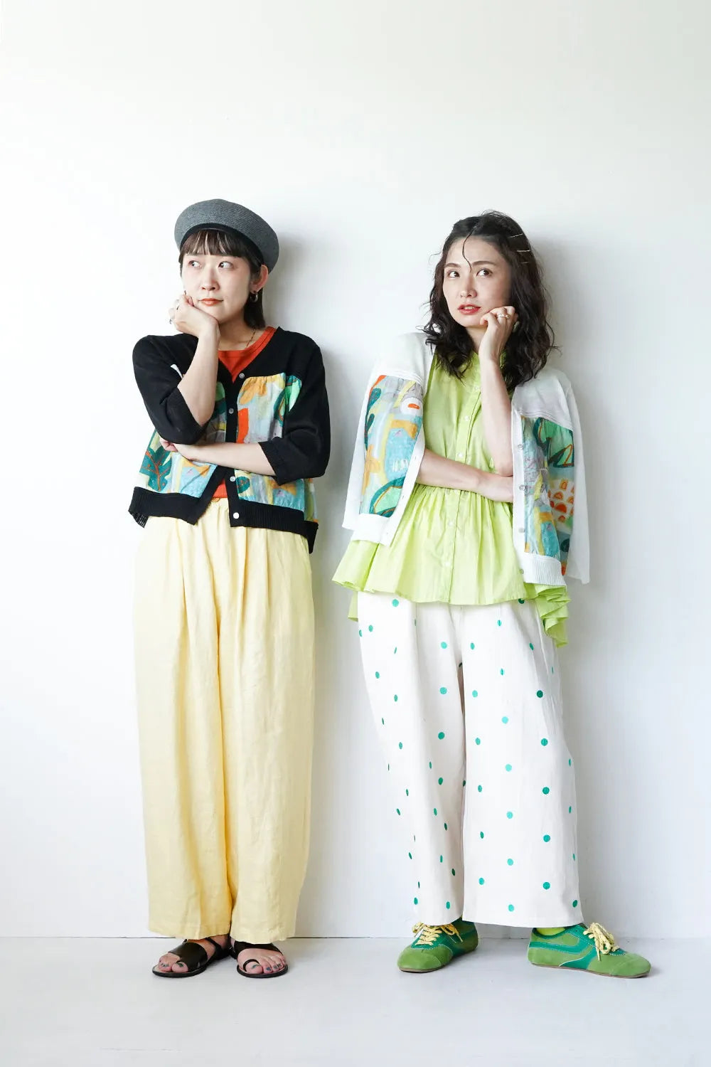 幾何学プリント切替カーデ