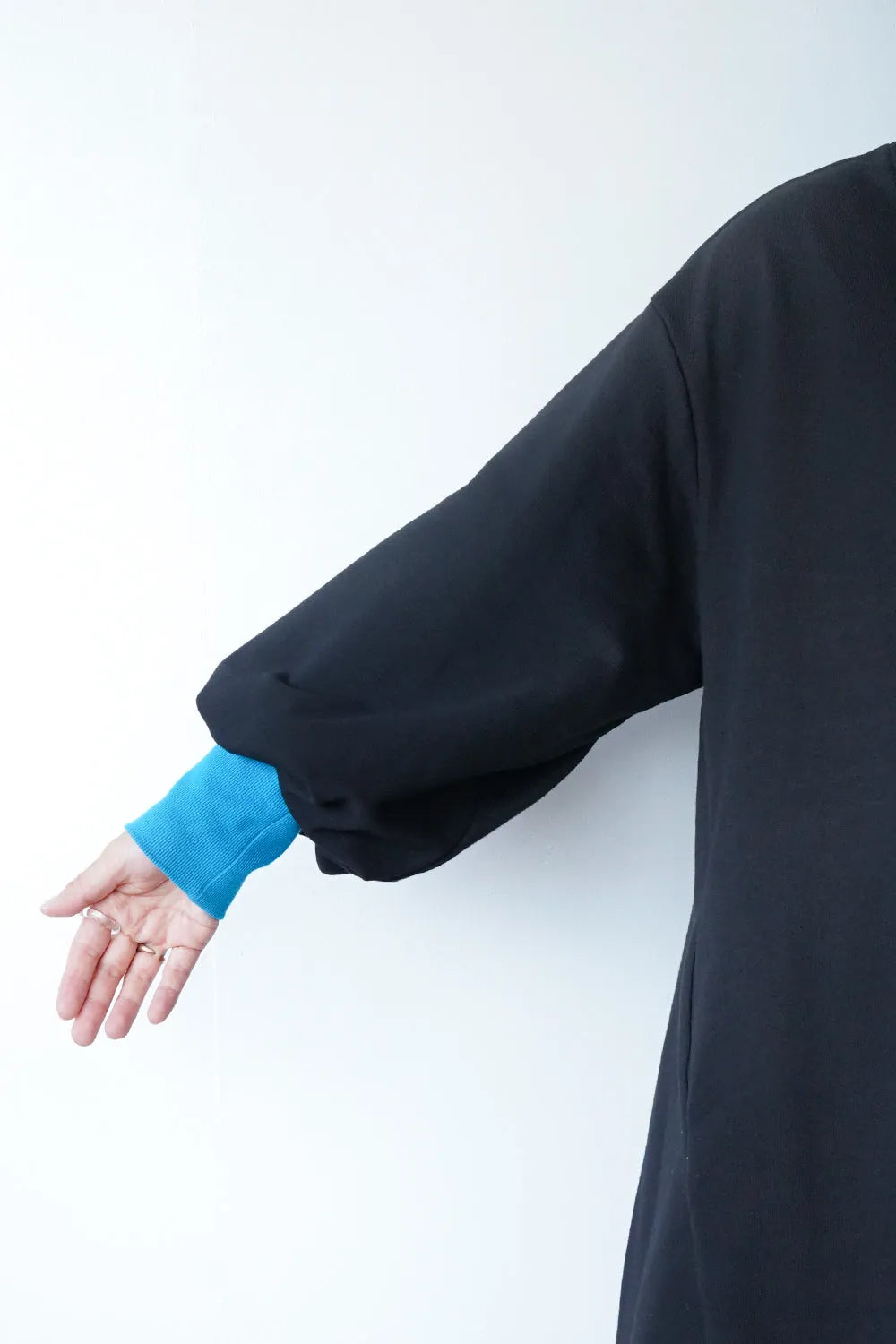 【LILA n' citta】裏毛ジップバイカラーワンピース