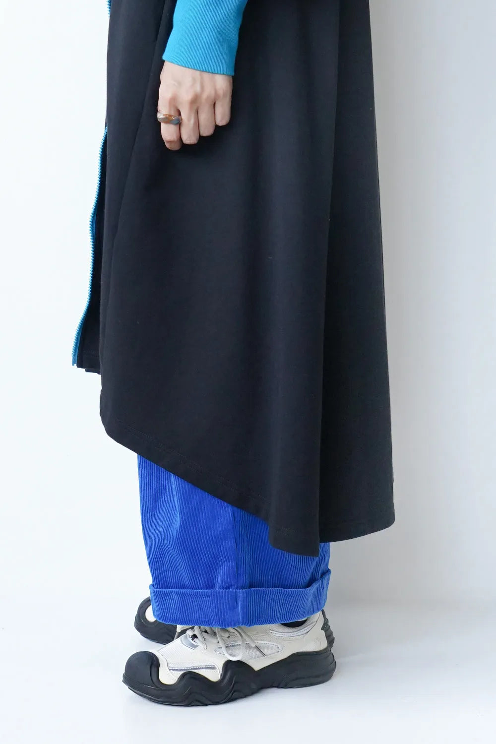 【LILA n' citta】裏毛ジップバイカラーワンピース