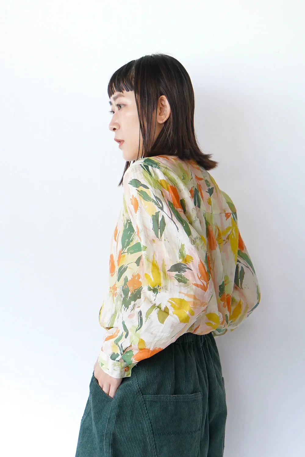 水彩ペイントリネンシャツ