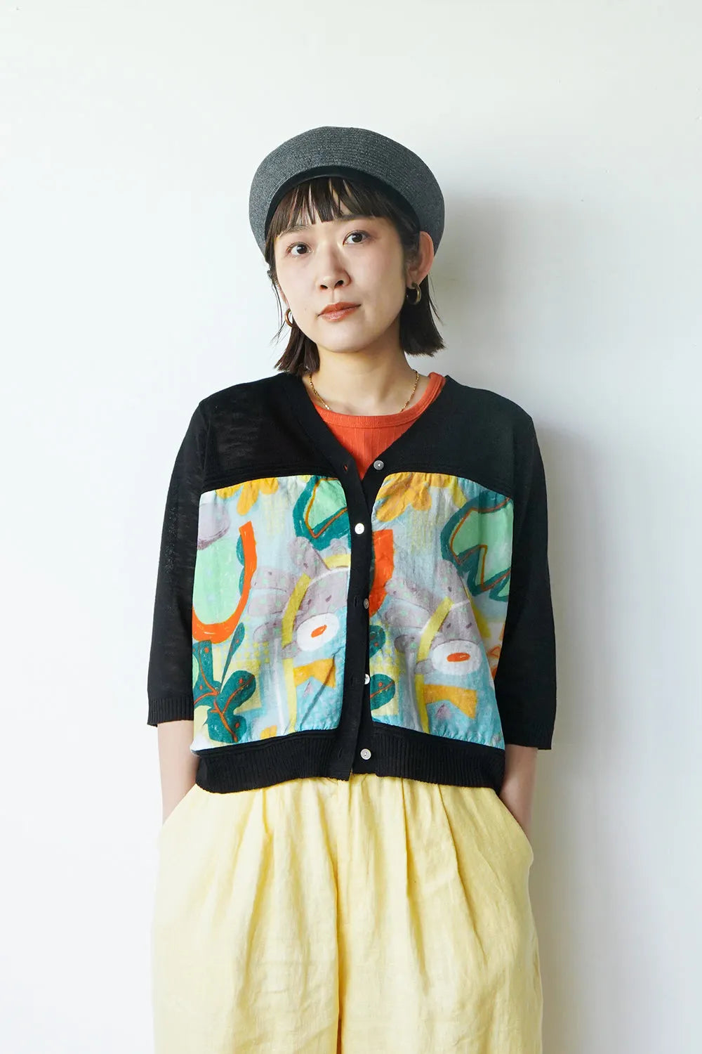 幾何学プリント切替カーデ