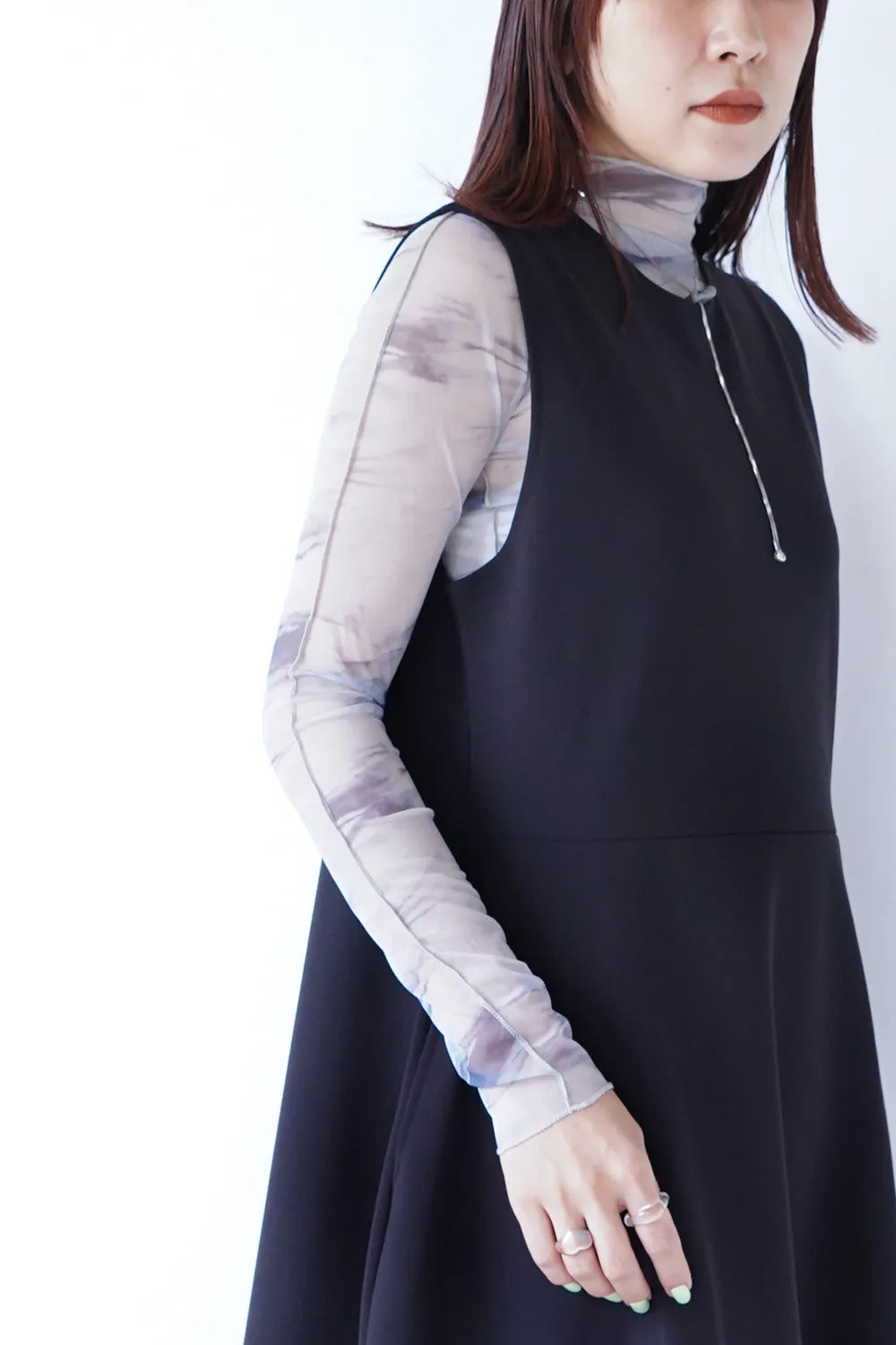 アート柄シアーインナー