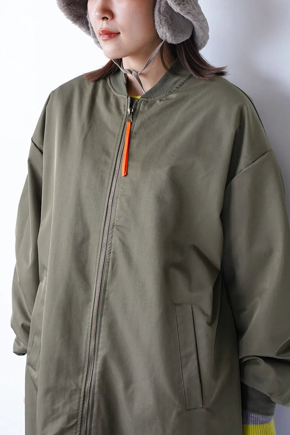 ギャザースリーブロングブルゾン