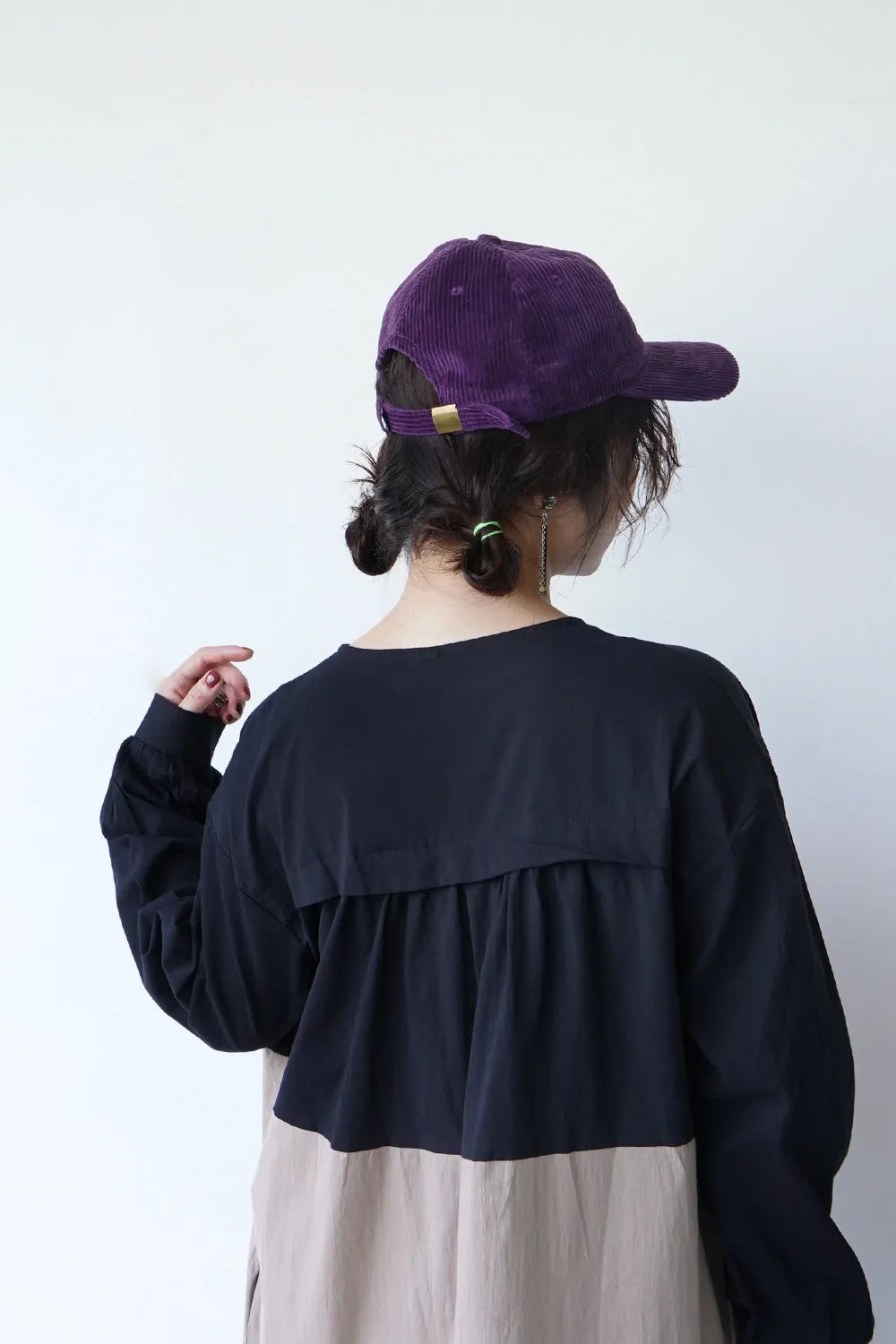 ロゴ入りコーデュロイボールキャップ