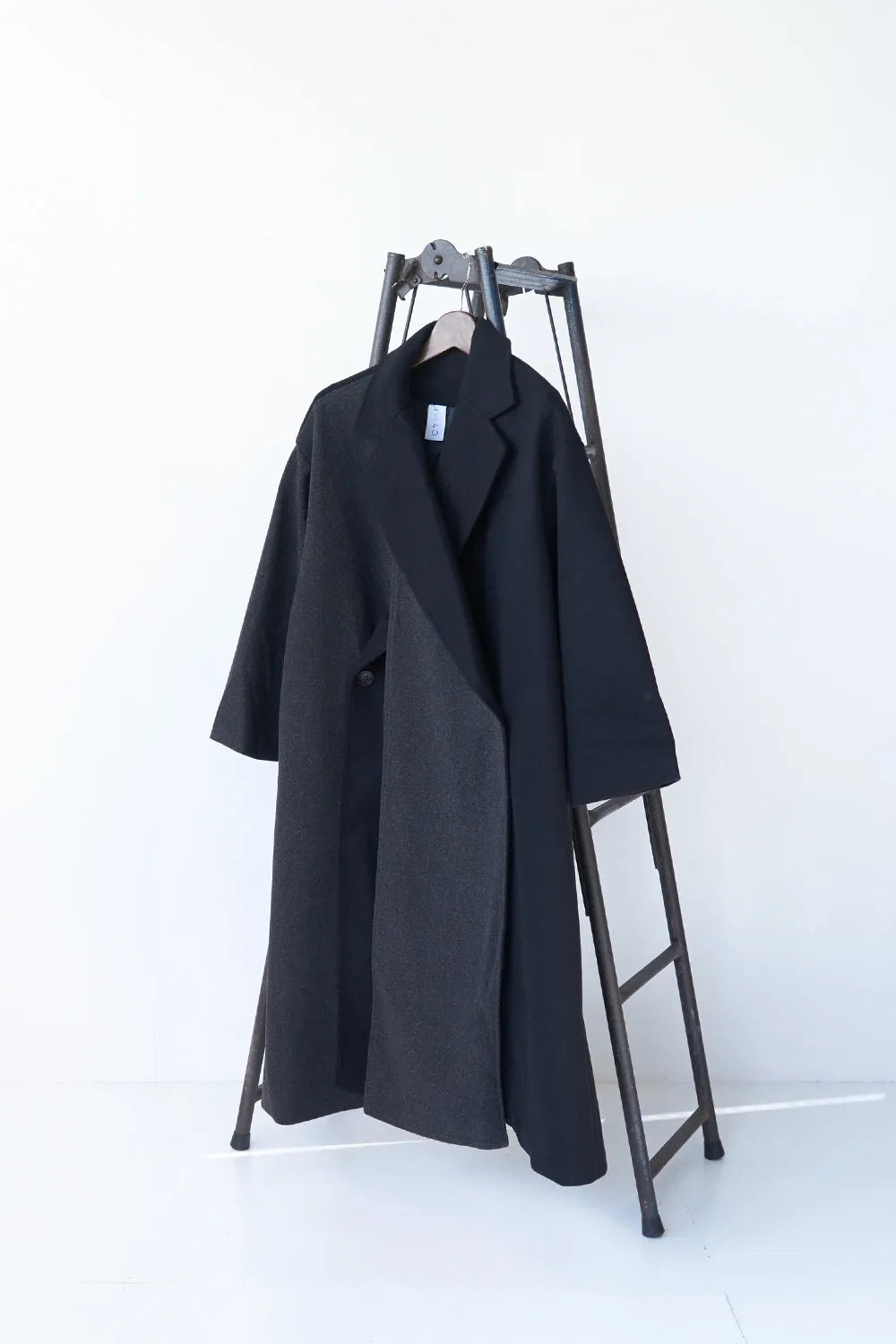 バイカラーテーラードコート