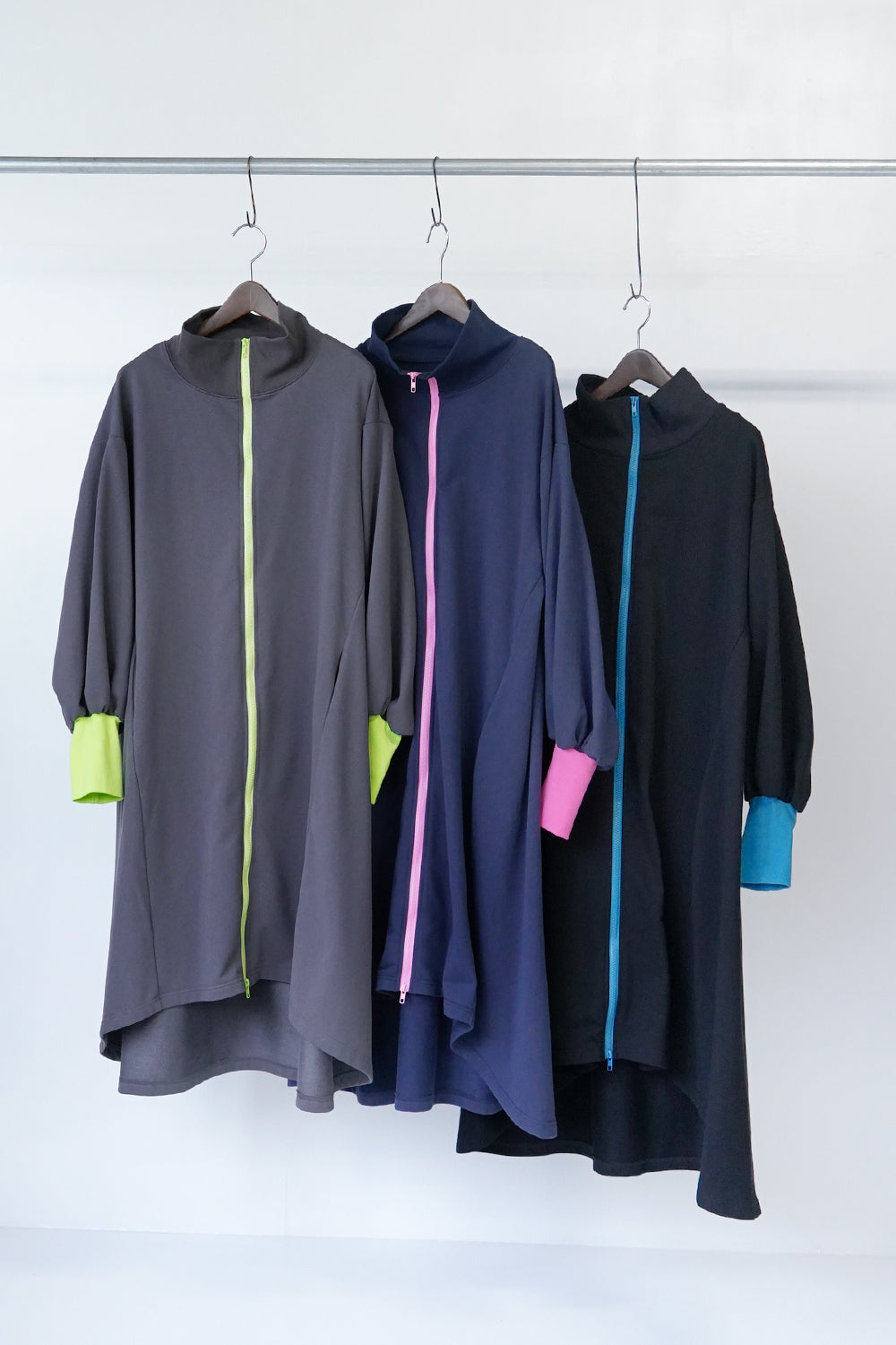 LILA n' citta】裏毛ジップバイカラーワンピース – LILA & CITTA