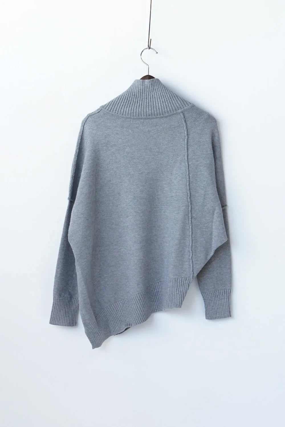 【MICALLE MICALLE】アンバランス変形タートルニット