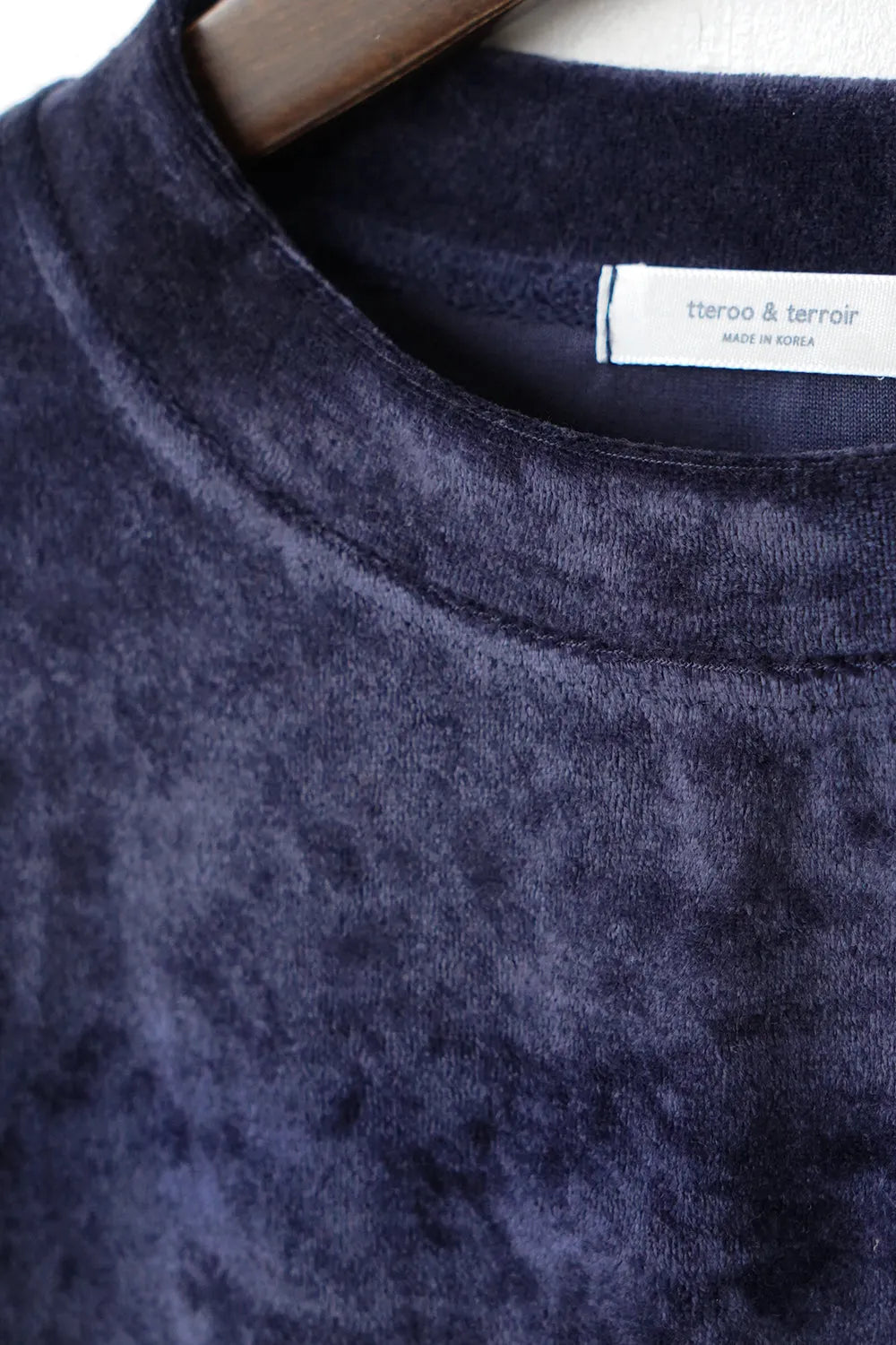 ベルベットプルオーバー