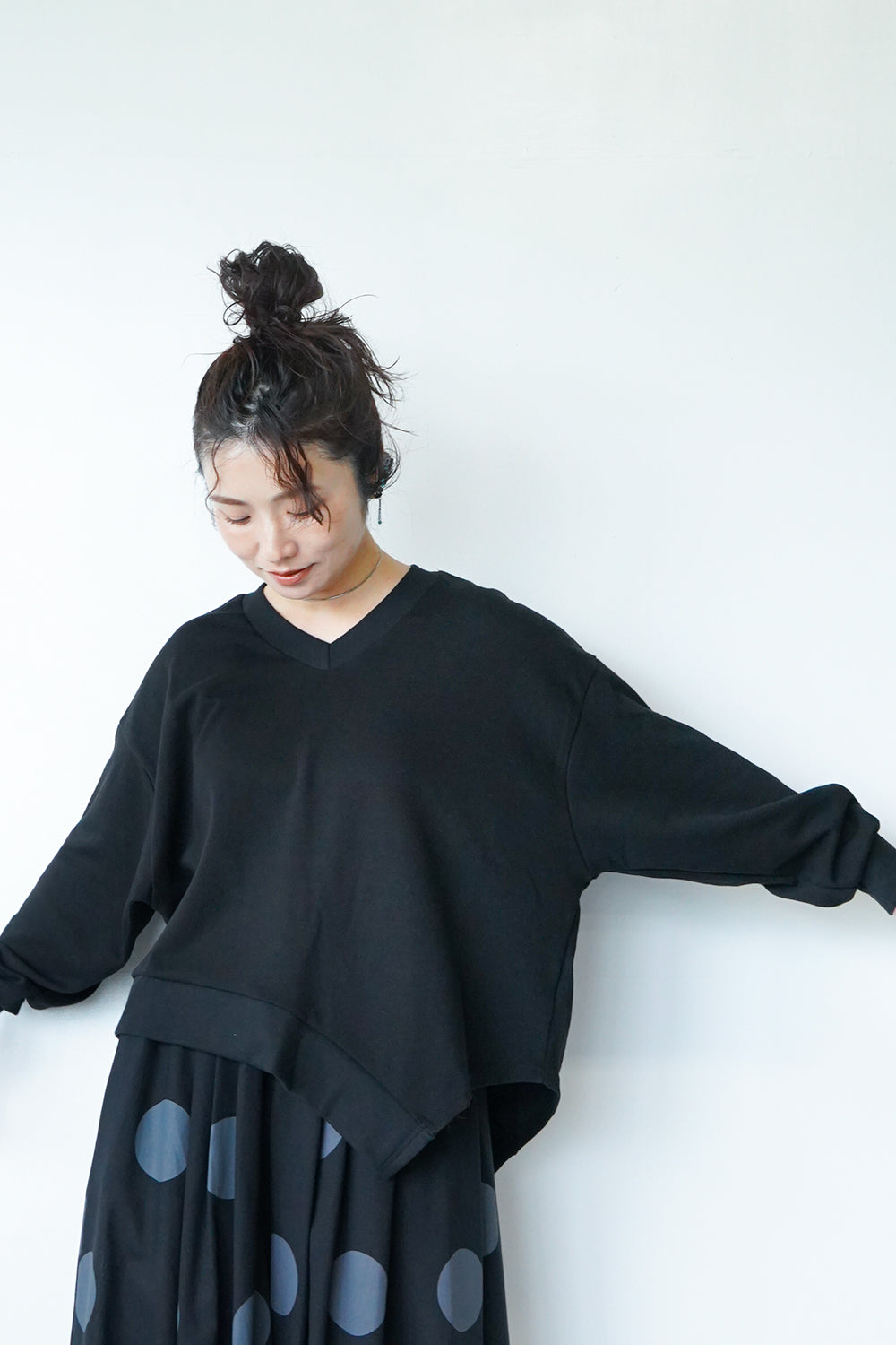 Tibi ベージュ Vネック トレーナー XS 2390円！クーポンで！】ベスト レディース スウェット Vネック U