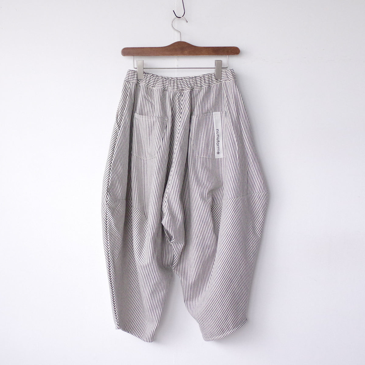 nunuforme】ポインテッドパンツ – LILA & CITTA ONLINE SHOP