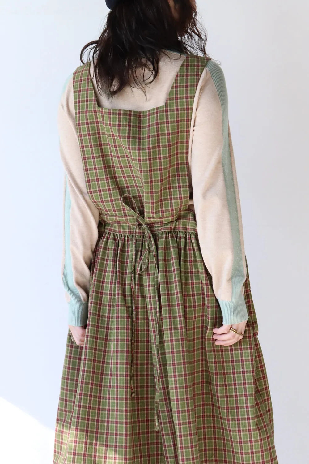 配色フリルネックニットソー