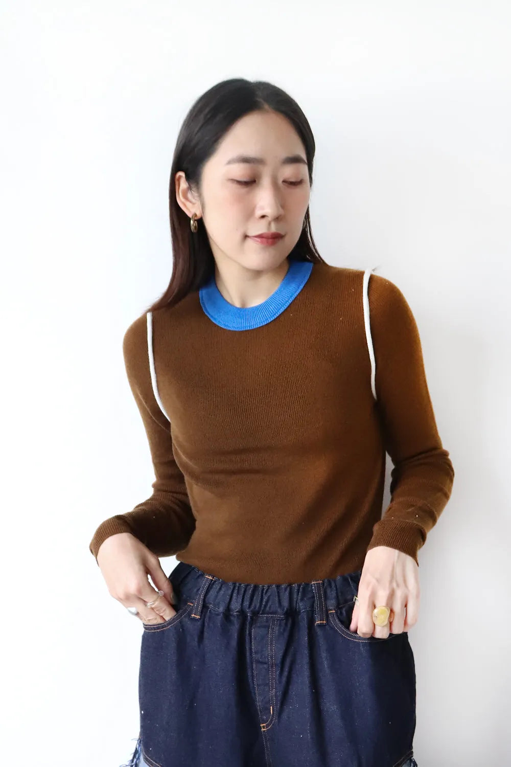 ホワイトライン配色ニットソー