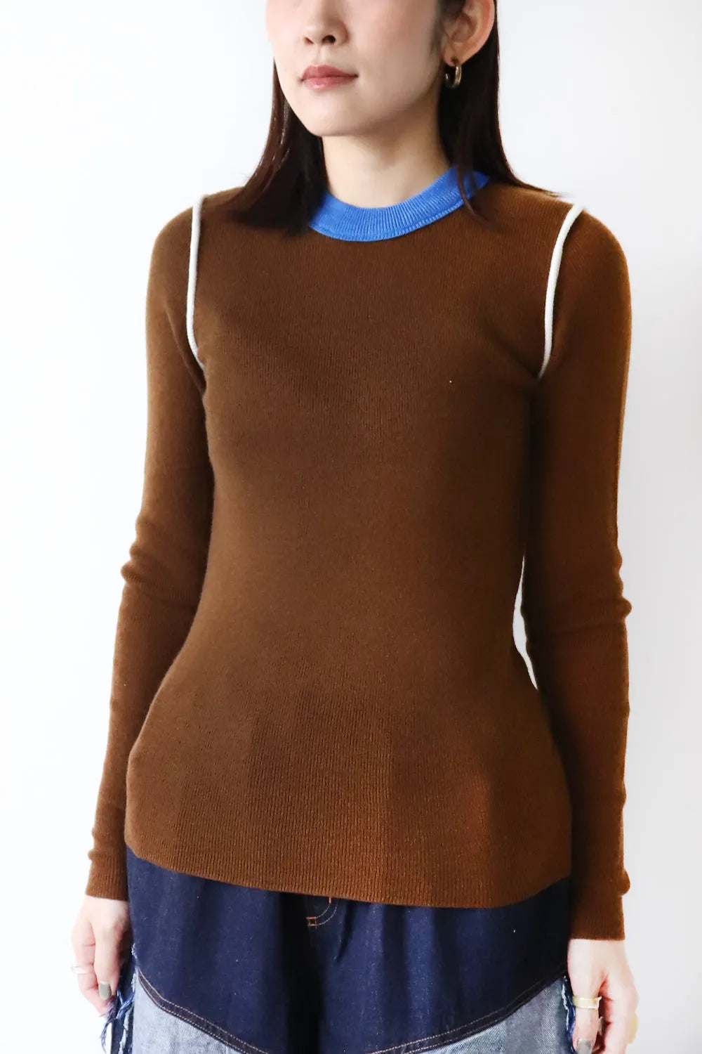 ホワイトライン配色ニットソー