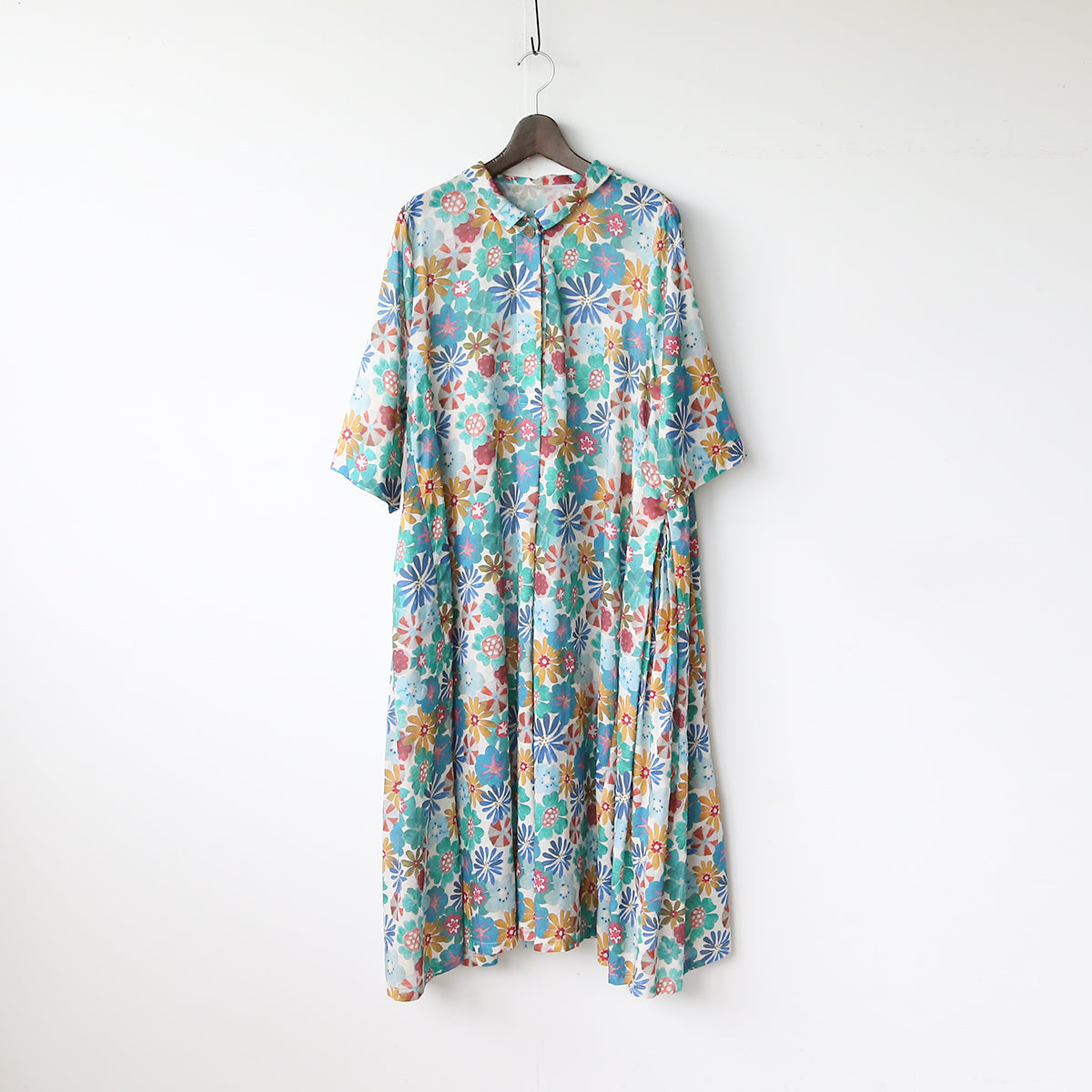 マルチ花柄 フレアシャツワンピース – LILA & CITTA ONLINE SHOP