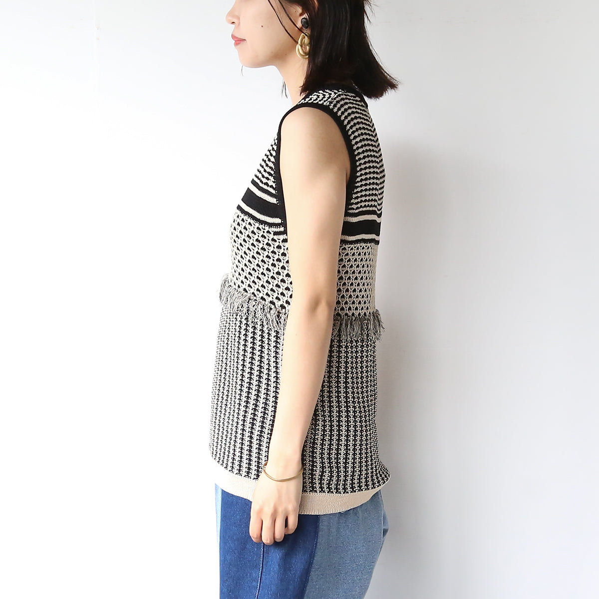 CHIGNON】ジャガード編みノースリニット – LILA & CITTA ONLINE SHOP CHIGNON】ジャガード編みノースリニット – LILA & CITTA ONLINE SHOP