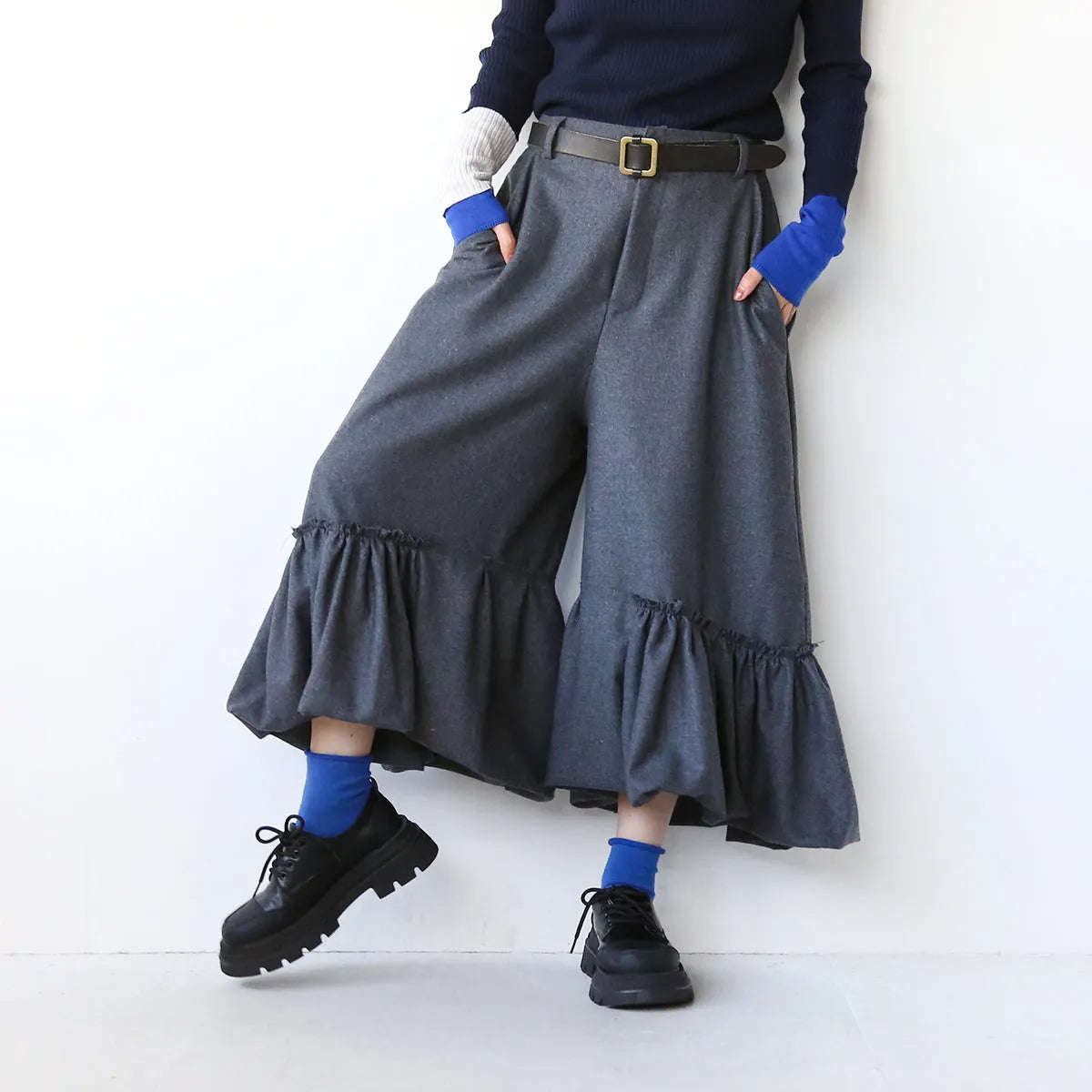 【LILA n’ citta】裾ギャザー切替パンツ