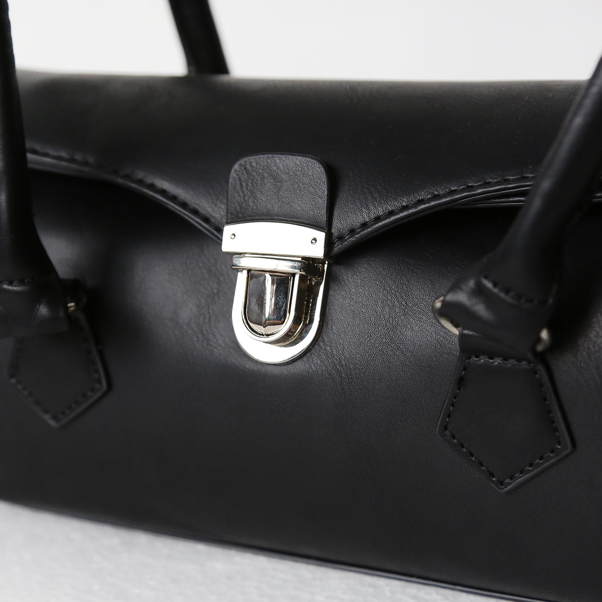 錠カシメ横長トートバッグ – LILA & CITTA ONLINE SHOP