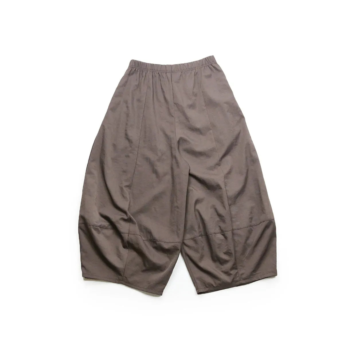 立体バルーンナイロンパンツ