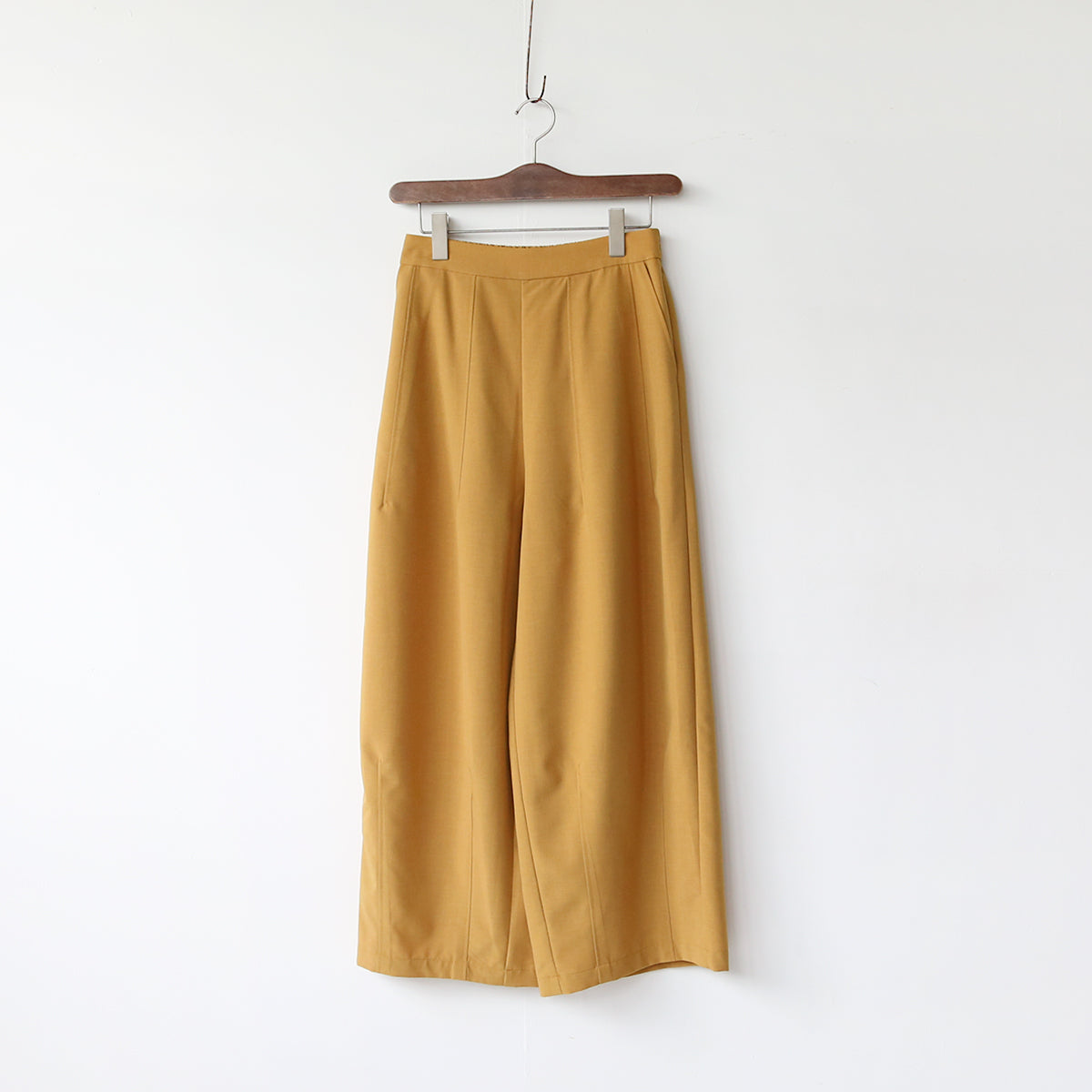 裾ダーツコクーンパンツ – LILA & CITTA ONLINE SHOP
