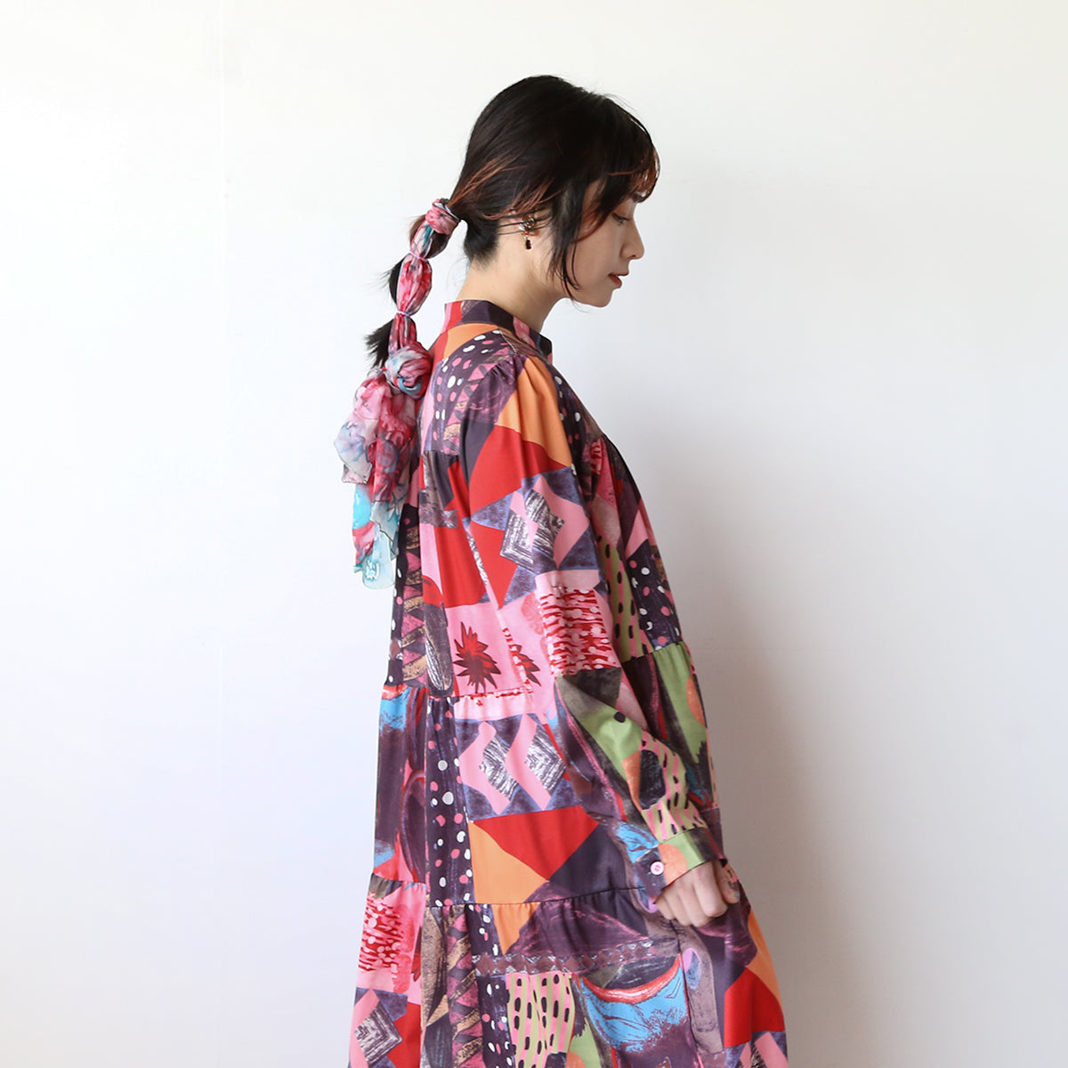 ボタニカルペイント柄ティアードワンピース – LILA & CITTA